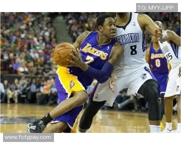 马尚布鲁克斯：从篮球场上的明星到生活中的传奇旅程